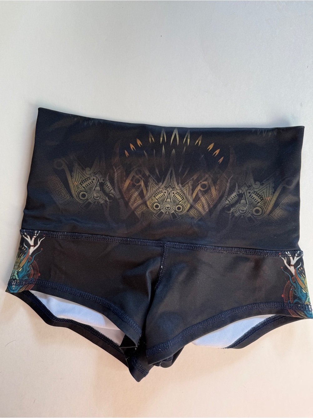 Liquid dreams High-Waist Black Shorts with Tribal Print raver rave cheeky Sz XS